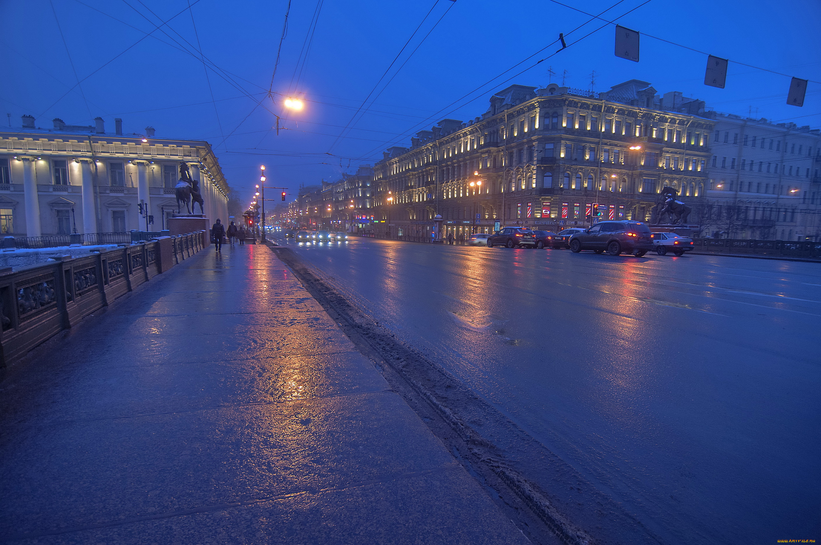 Нева, Санкт-Петербург, Невский проспект